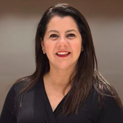 Jana&iacute;na James