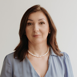 Celene Longo
